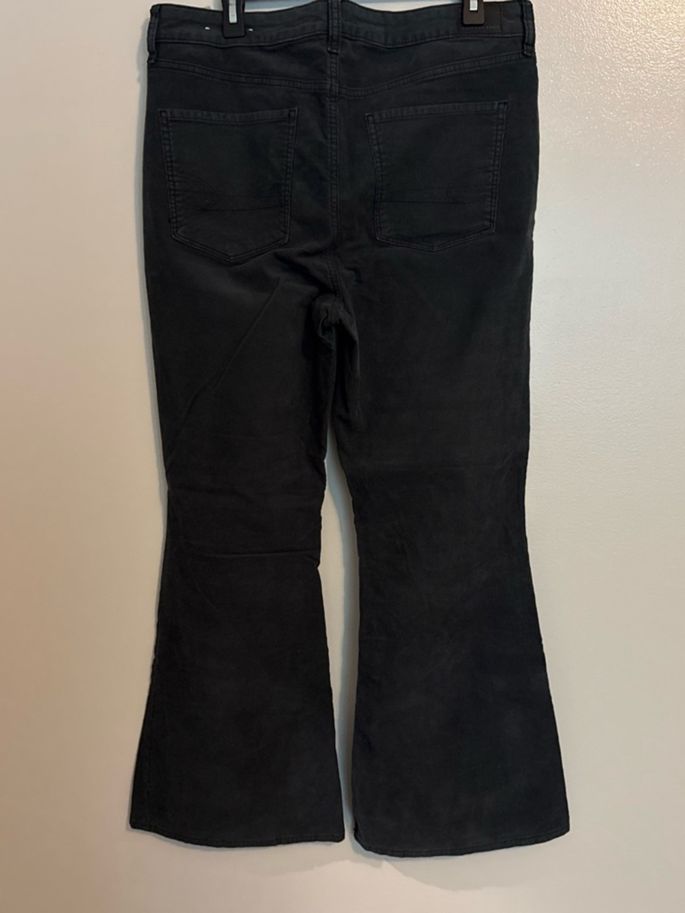 American Eagle Outfitters Dark grey flare bottom Cut Jeans with Button Fly - Picture 3 of 5